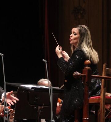 Manuela Ranno Conductor
